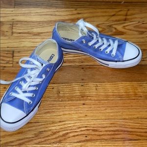 💙Blue Converse sneaker. 💙